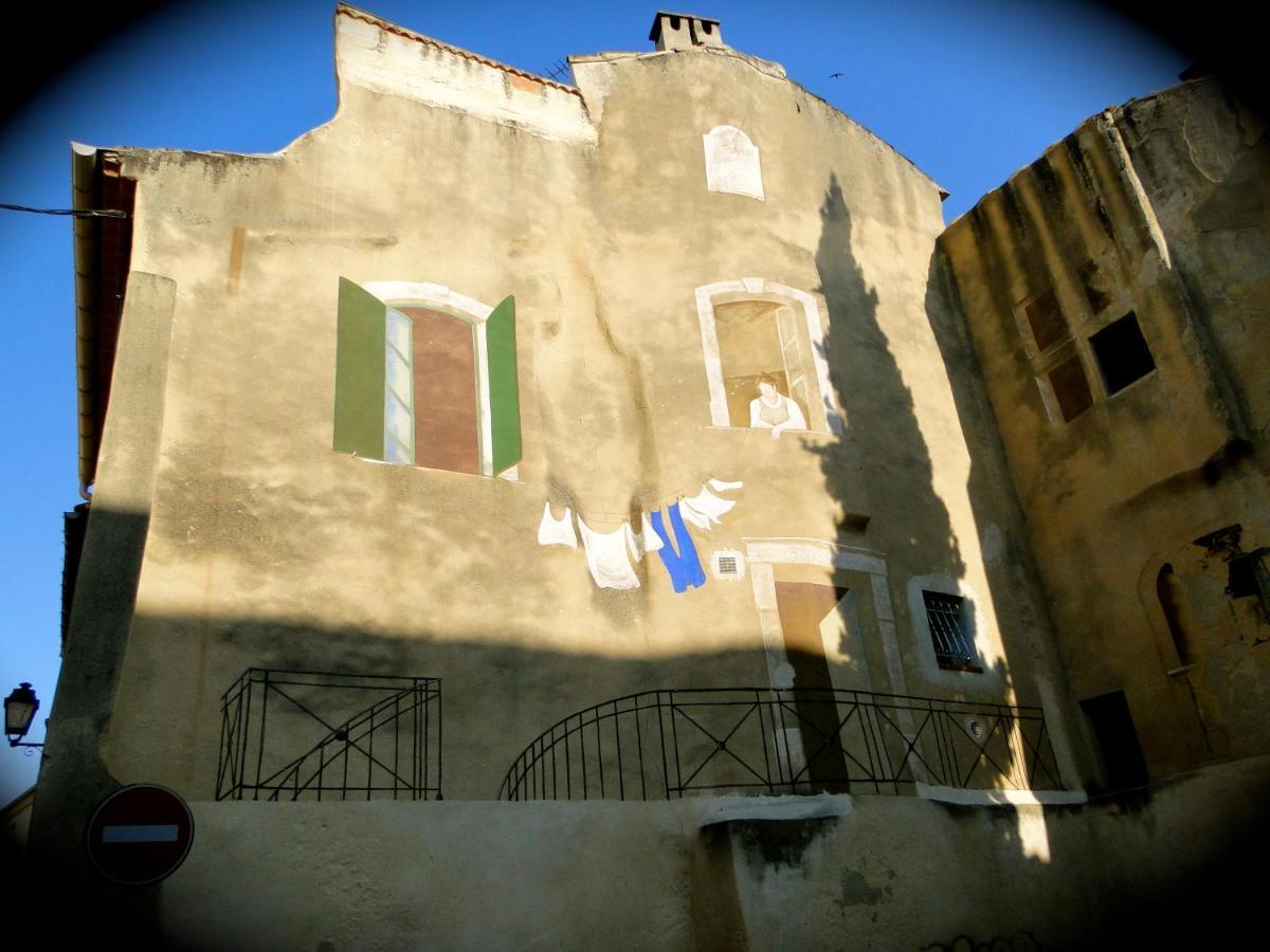 Sympathique Appartement L'Isle-sur-la-Sorgue Bagian luar foto